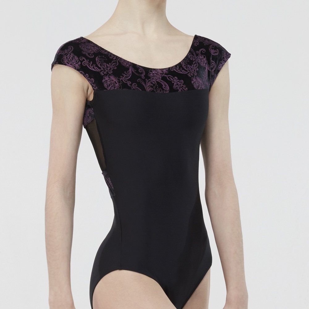 Cap-sleeve 'Pearl' Leotard